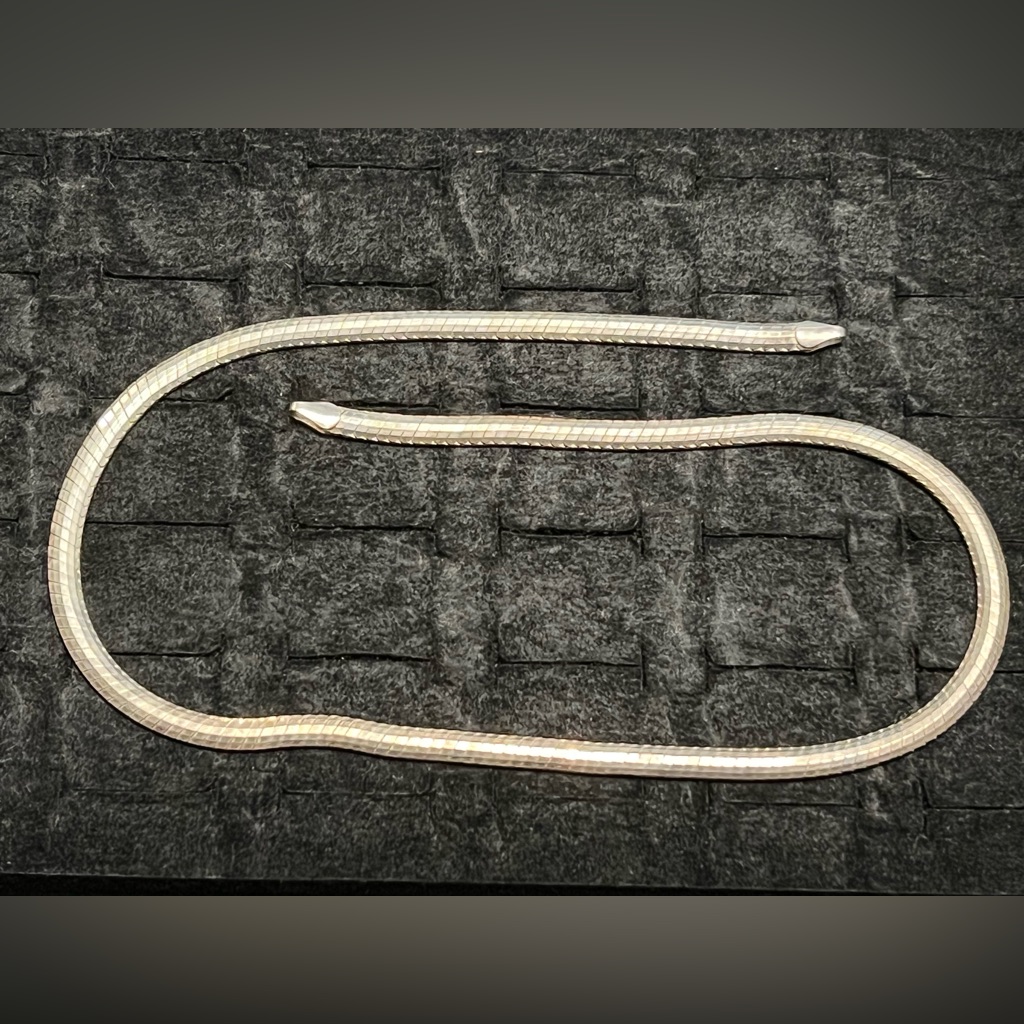 Vintage 925 Silver Heavy 285 Necklace No Clasps 75$